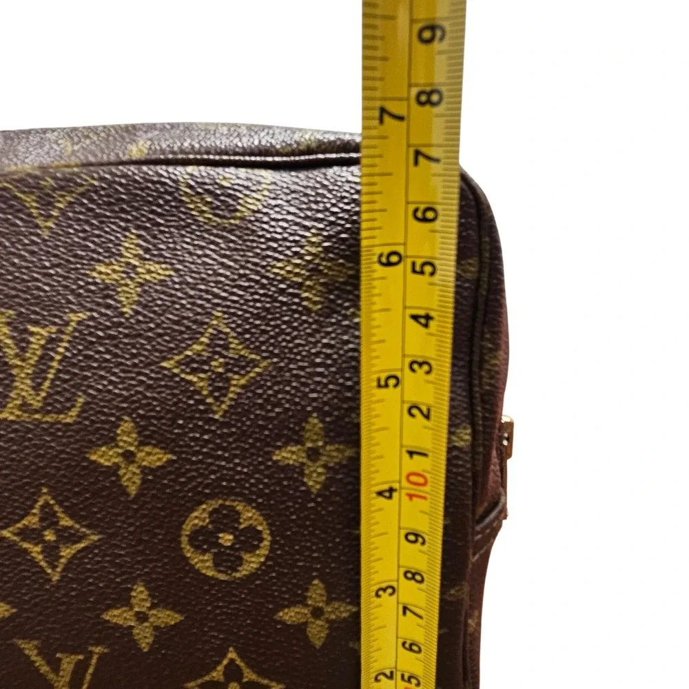 Authentic Louis Vuitton Trousse Toilette 28 Monogram Cosmetic Travel Pouch Bag